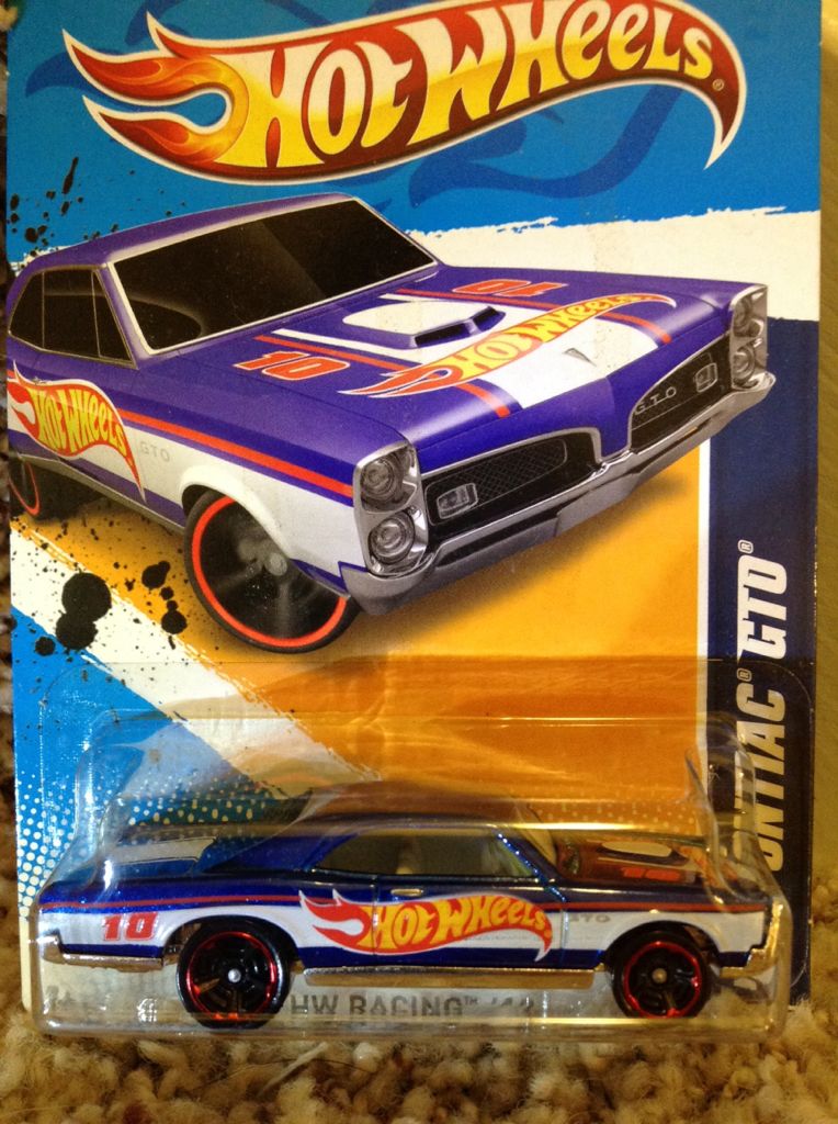 67 Pontiac GTO - HW Racing - 2012 toy car collectible - Main Image 1