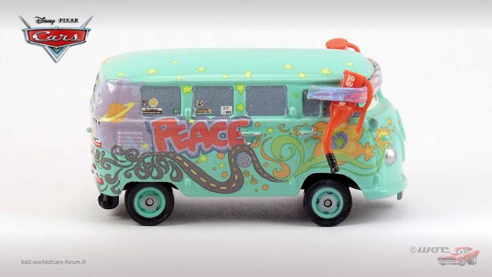 Pit Crew Member Fillmore - (2008 - World of Cars) SINGLES (72) toy car collectible - Main Image 3