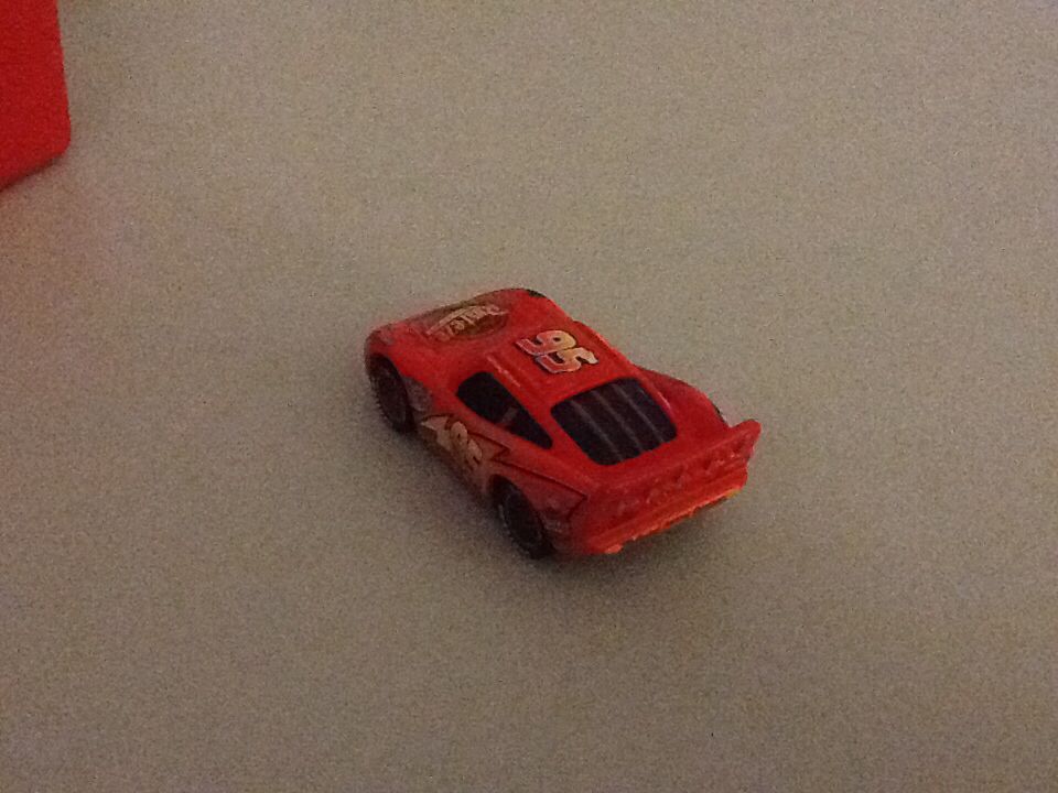 Lightning McQueen With Tar  toy car collectible - Main Image 2