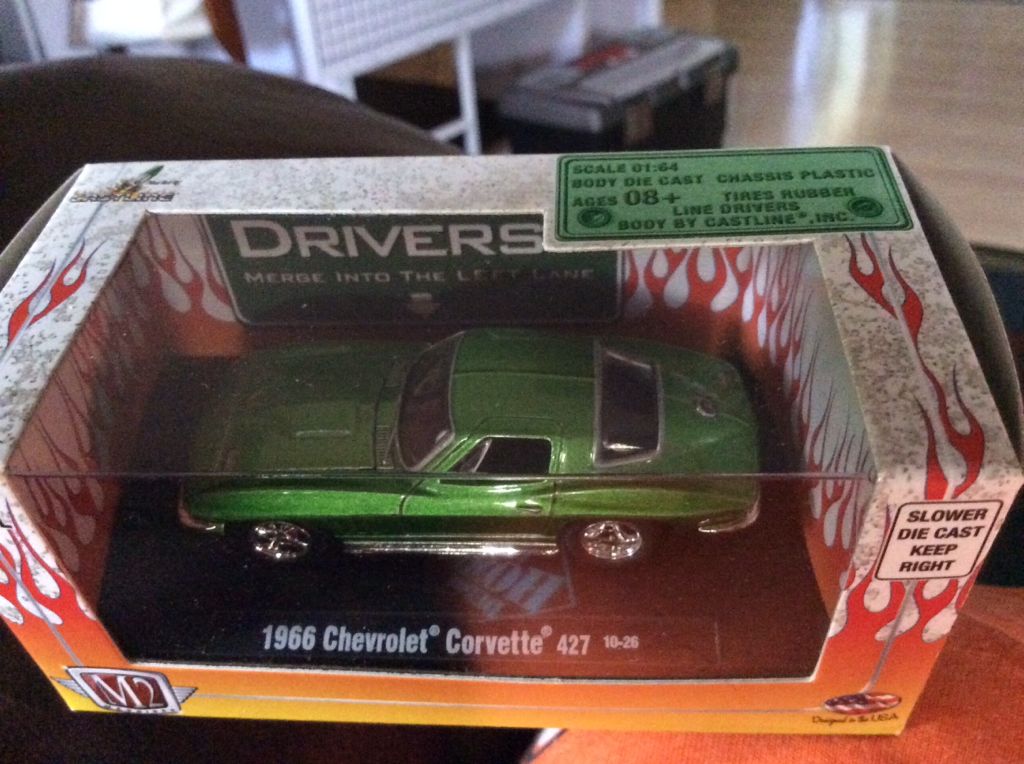 Hot Wheels Volkswagen T1 Drag Bus - Flash Gordon