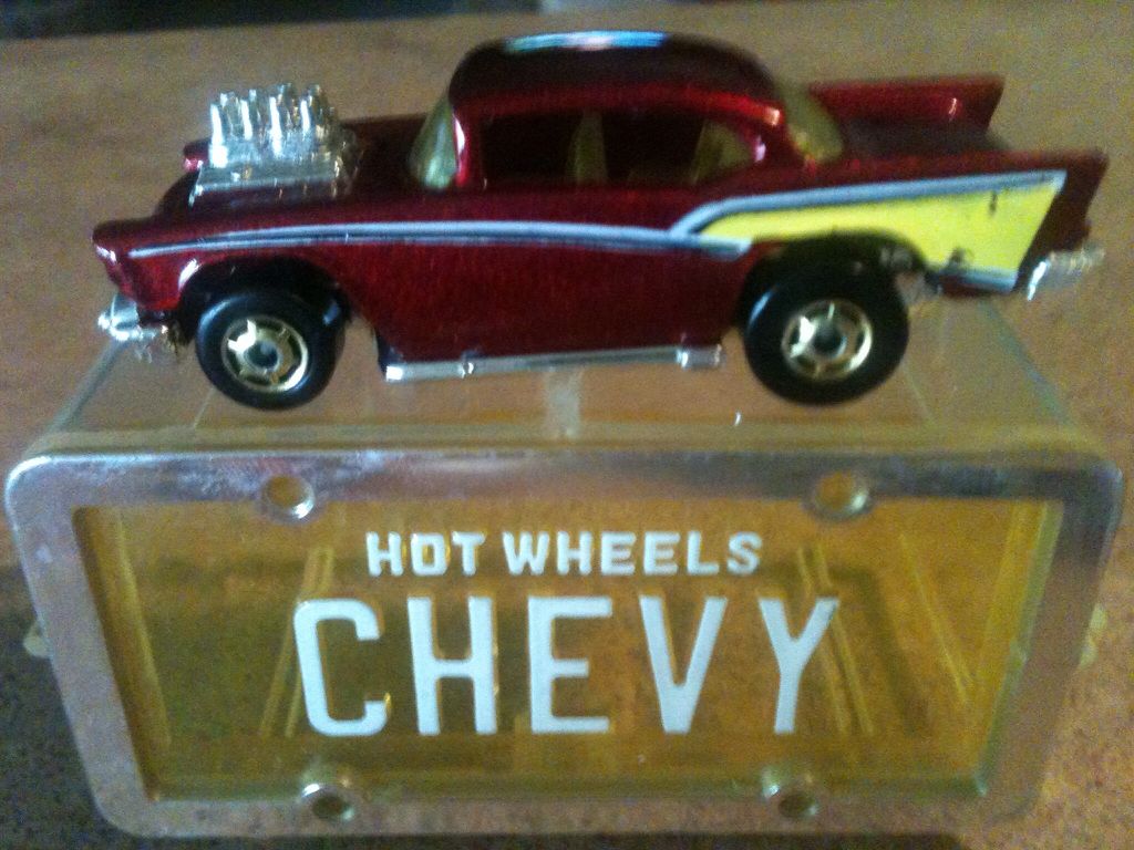 Avon - Avon Park N Plates toy car collectible - Main Image 1