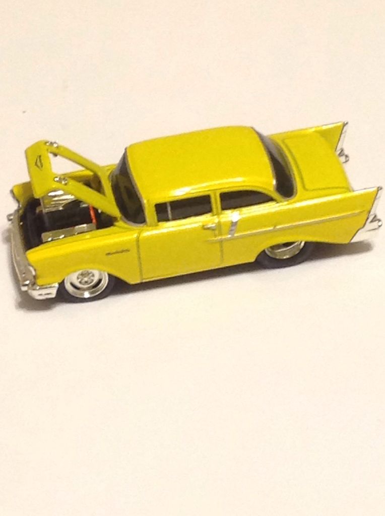 M2 2011 Ground Pounders - Ground Pounders toy car collectible - Main Image 2