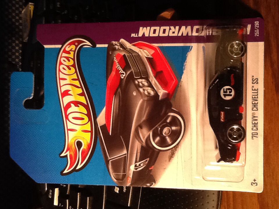Hot Wheels HW Showroom - HW Performance toy car collectible - Main Image 1