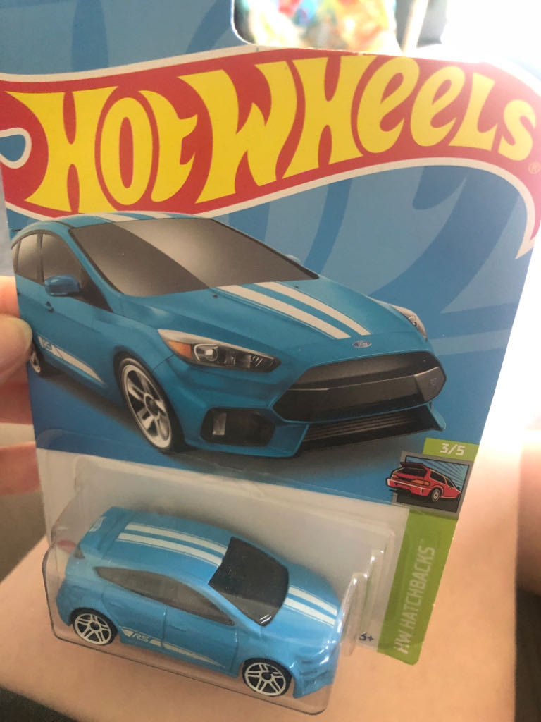 Ford Focus RS - Hw Hatchbacks toy car collectible - Main Image 2