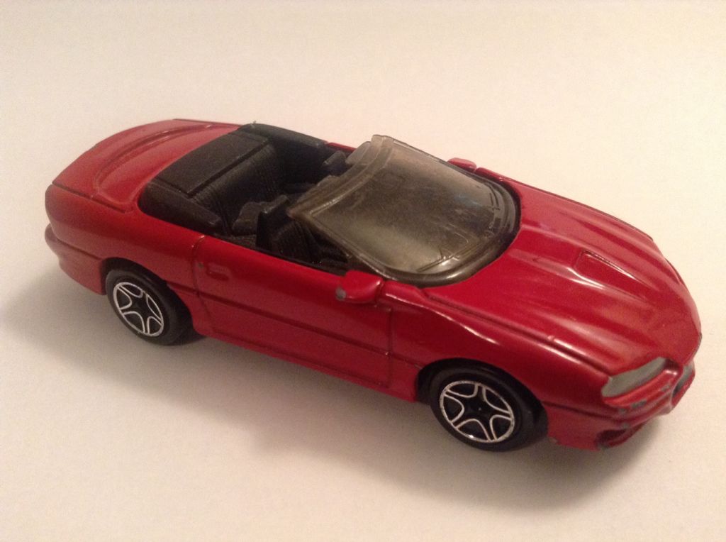 Chevy Camaro SS Convertible, 1998  toy car collectible - Main Image 1