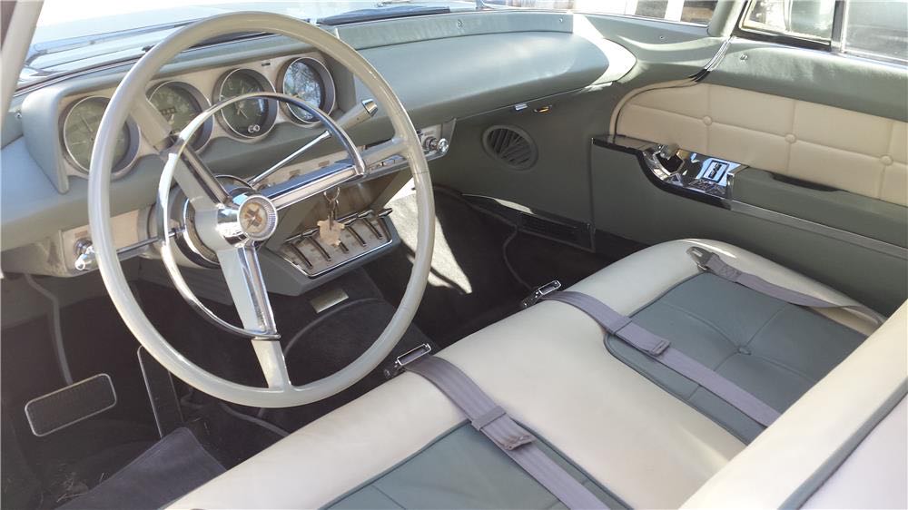 Lincoln Continental MK II - 6000 cc toy car collectible - Main Image 3