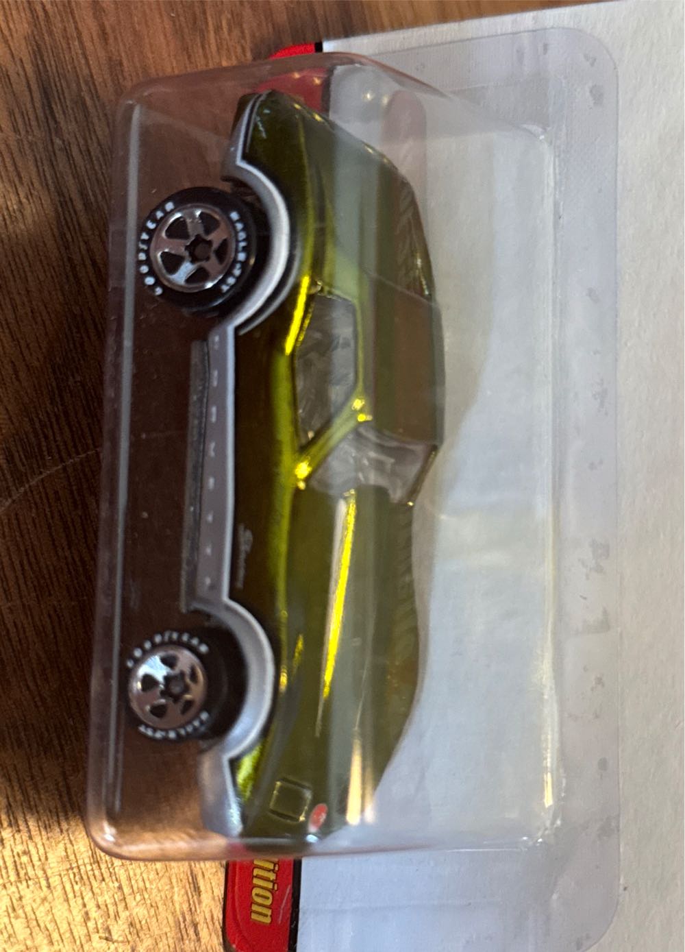 Corvette Stingray - Hot Wheels Classics Series 2 toy car collectible - Main Image 3