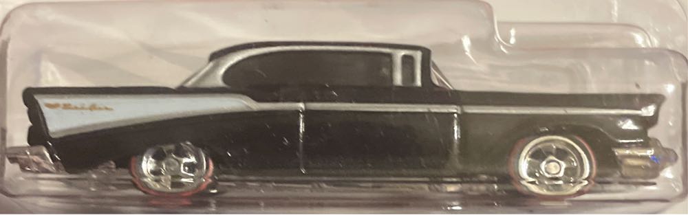 Hotwheels 2008 Larry’s Garage - Larry’s Garage toy car collectible - Main Image 3