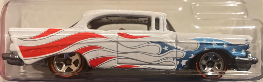 Hotwheels 2006 Flying Custom - Flying Customs toy car collectible - Main Image 3