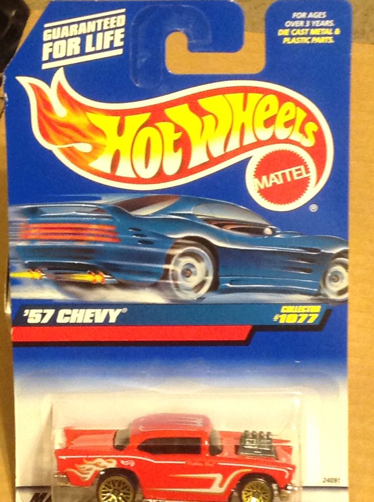 Hotwheels 1998 - ’57 Chevy toy car collectible - Main Image 1