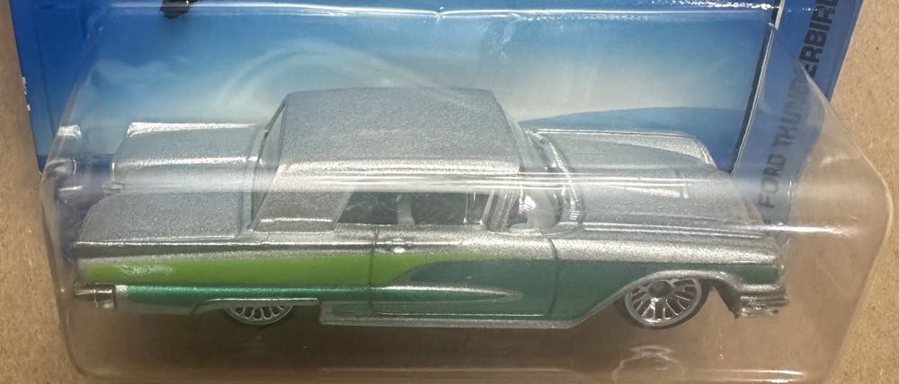 Ford Thunderbird 1958 - ‘58 Ford Thumderbird toy car collectible - Main Image 4