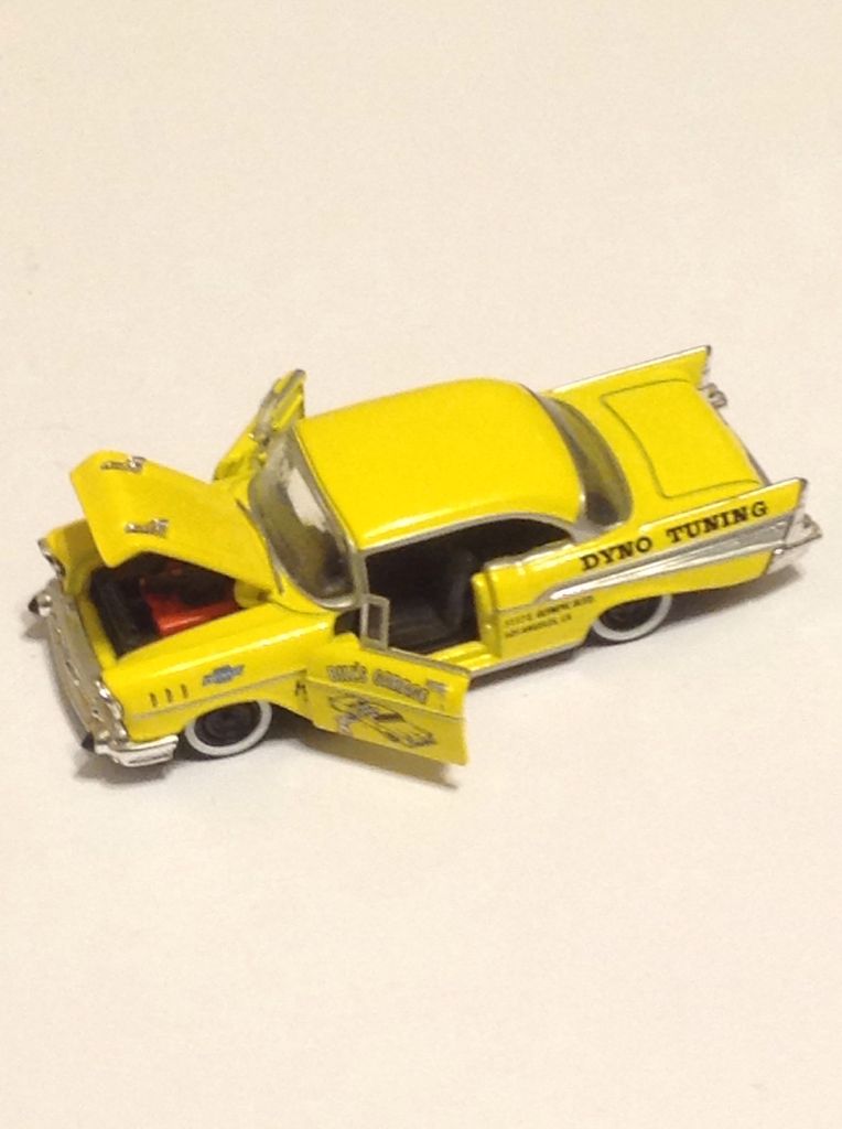 M2 2009 Auto-Drags - Auto-Drags toy car collectible - Main Image 2