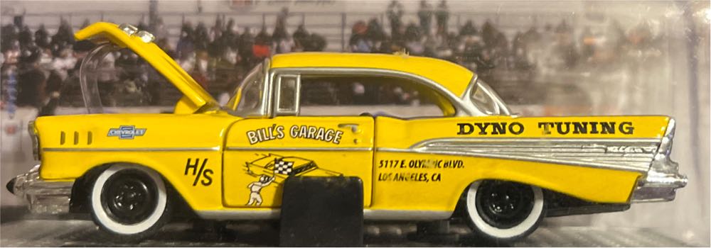 M2 2009 Auto-Drags - Auto-Drags toy car collectible - Main Image 3