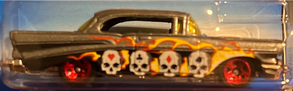 Hotwheels 2006 Bone Blazers - Bone Blazers toy car collectible - Main Image 3