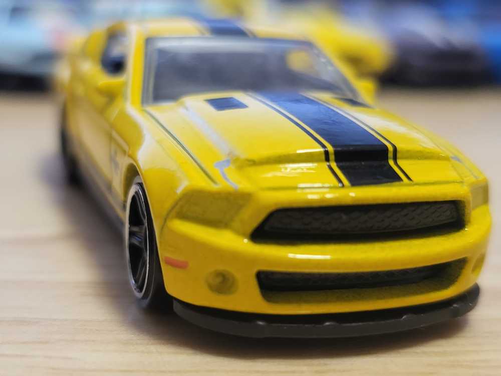 3/50 ’10 Ford Shelby GT-500 Super Snake - 2011 - HW New Models toy car collectible - Main Image 3