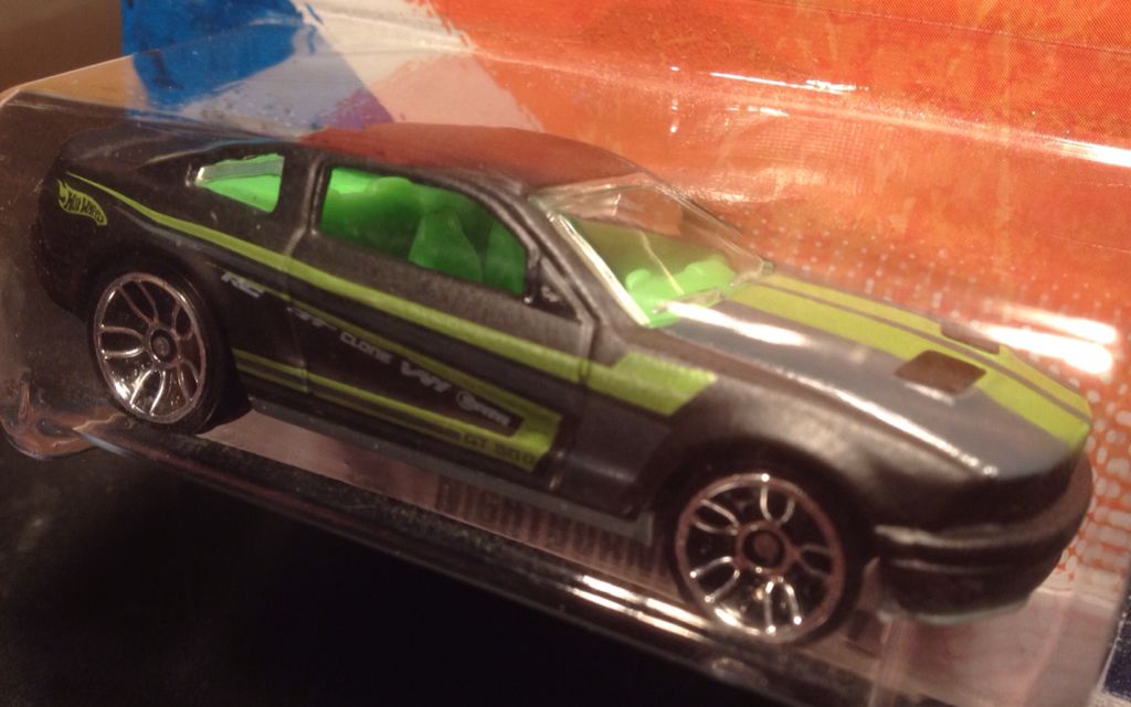 Mustang / 2007 Shelby GT-500 - 2011 HW Nightburnerz toy car collectible - Main Image 2