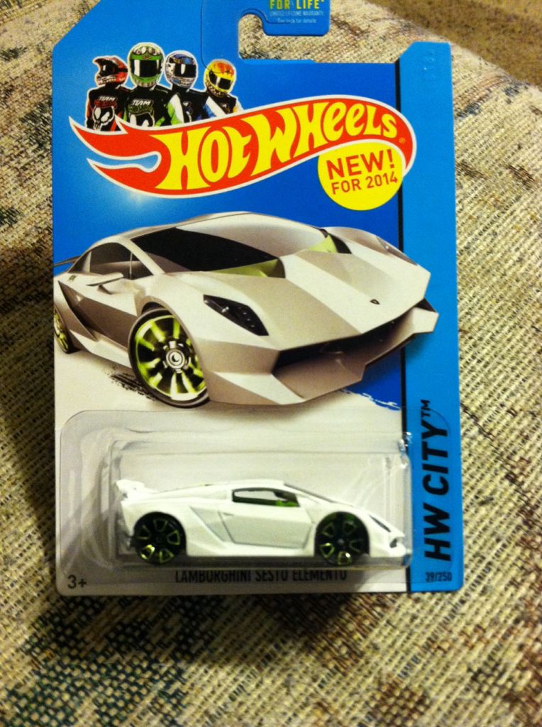 Kyle Busch Dollor General Tundra