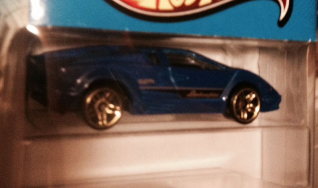 Lamborghini Countach - HW City World Race 5 Pack toy car collectible - Main Image 2