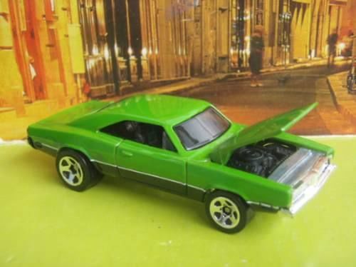 ‘69 Dodge Charger - Open Hood - 2008 - HW Muscle Mania toy car collectible - Main Image 2