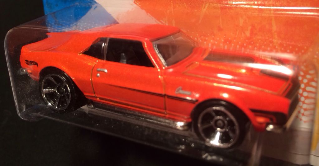 Chevy Camaro ‘68 Orange V0002-09A0M - 2011 New Models toy car collectible - Main Image 2