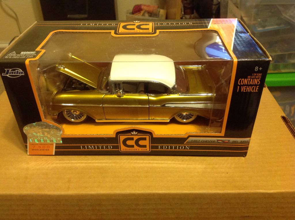Jada 2011 Limited Edition - CC Collector’s Club toy car collectible - Main Image 1