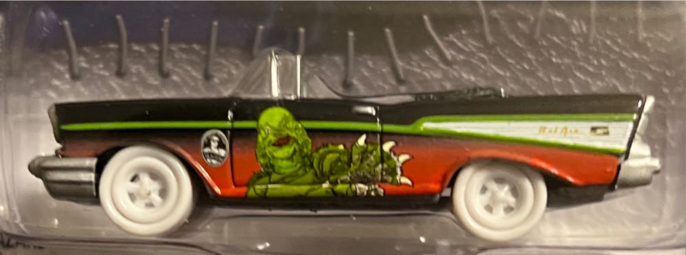 Johnny Lightning 2004 Monsters - Universal Studios Monsters toy car collectible - Main Image 3