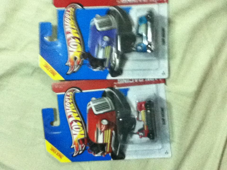 Bump Around - ’14 HW Race toy car collectible - Main Image 2