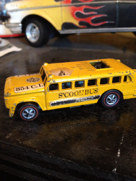 S’cool Bus  toy car collectible - Main Image 1
