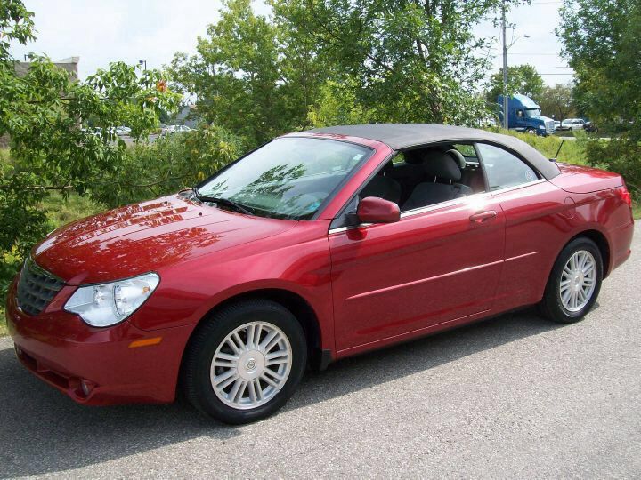 Sebring Covertable  toy car collectible - Main Image 1