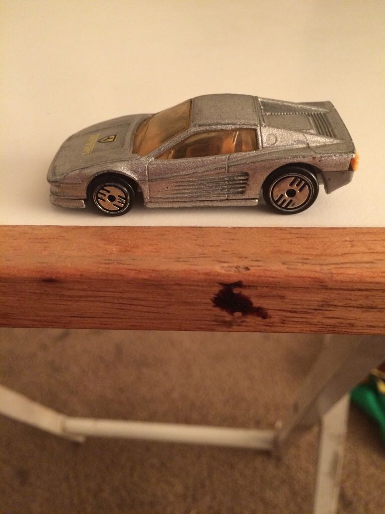 Ferrari Testarossa - Mainline toy car collectible - Main Image 2