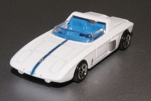 1962 Ford Mustang Concept - 2010 New Models toy car collectible - Main Image 2