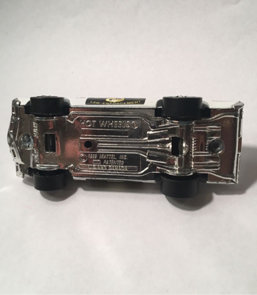 Police Cruiser (nm) - 1977 Flying Colors toy car collectible - Main Image 2