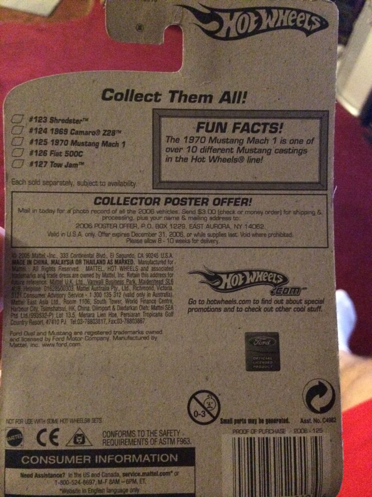 1970 Ford Mustang Mach 1 - 2006 Hot Wheels toy car collectible - Main Image 2