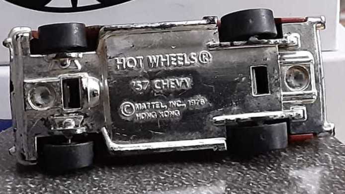 ’57 Chevy - Flying Colors- Redline toy car collectible - Main Image 3