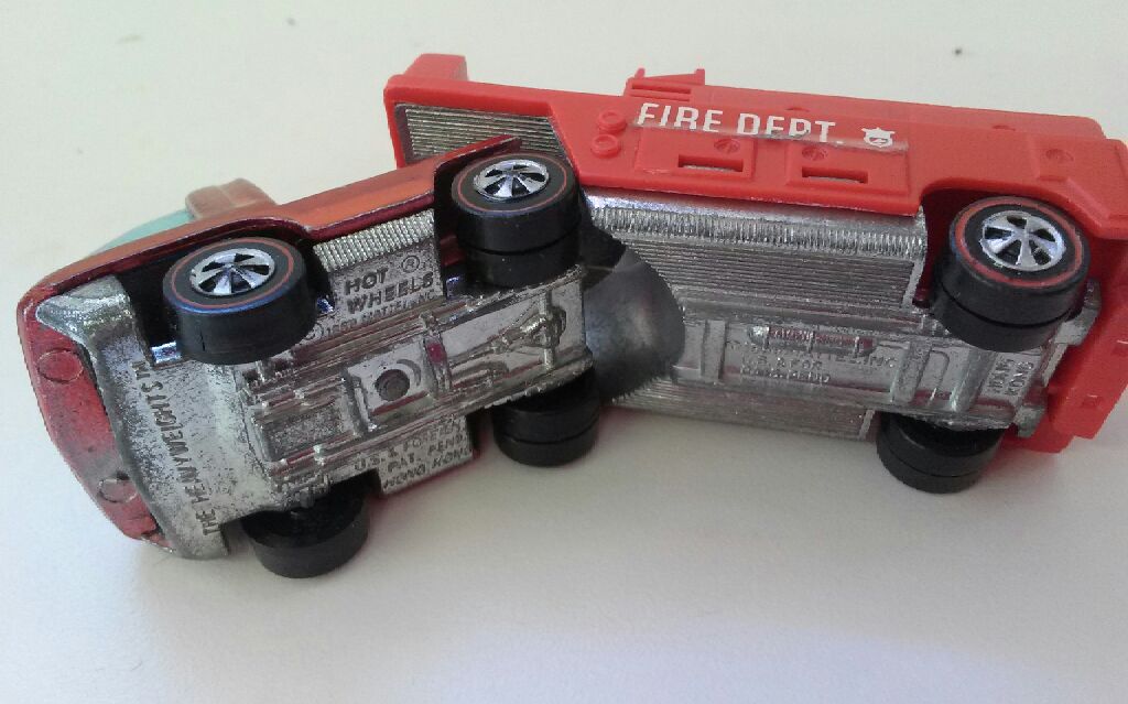 Fire Dept Trailer  toy car collectible - Main Image 2