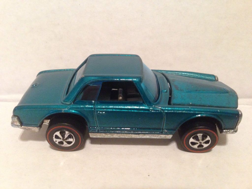 Mercedes-Benz 280SL - 1969 Hot Wheels toy car collectible - Main Image 1
