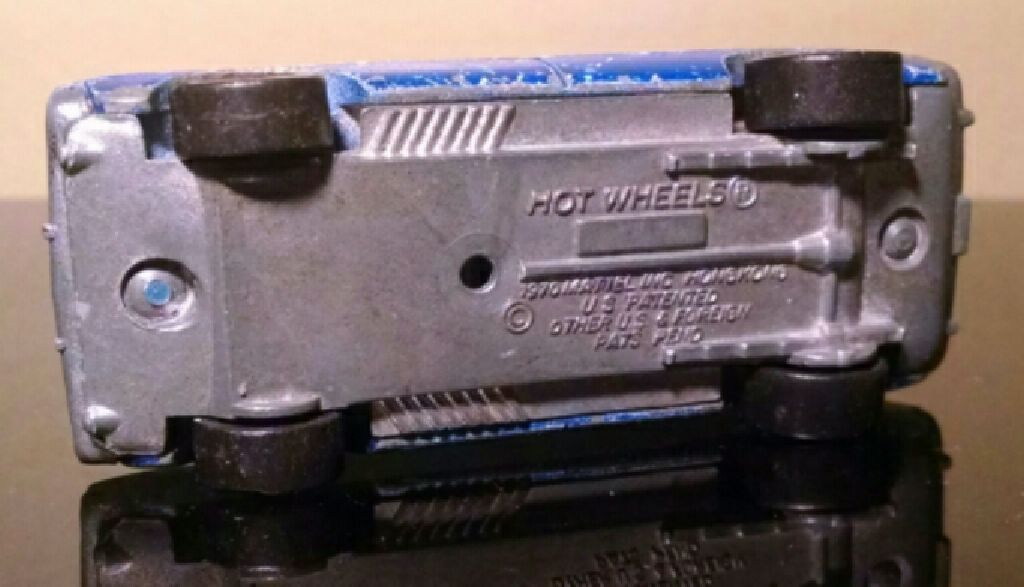 Bye-Focal - 1971 Hot Wheels toy car collectible - Main Image 2