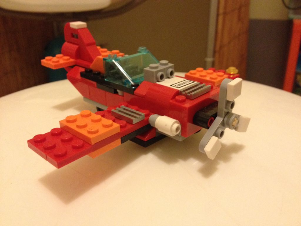 Avion  toy car collectible - Main Image 1