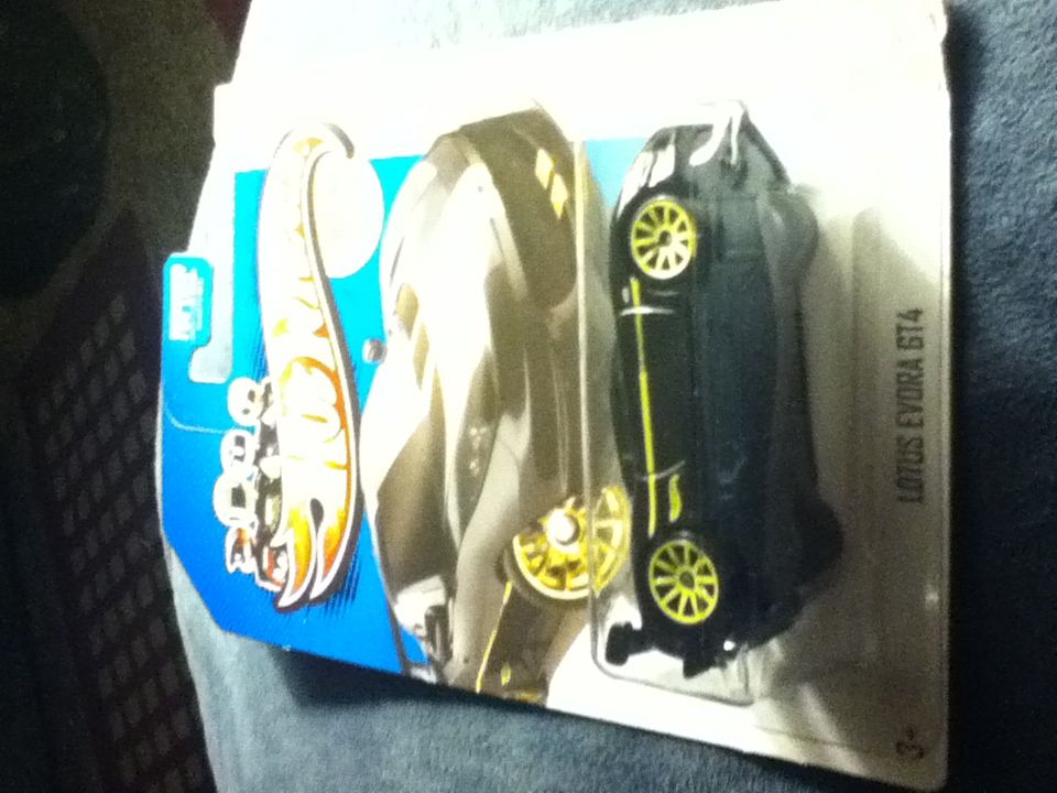 Lotus Evora GT4 toy car collectible - Main Image 1