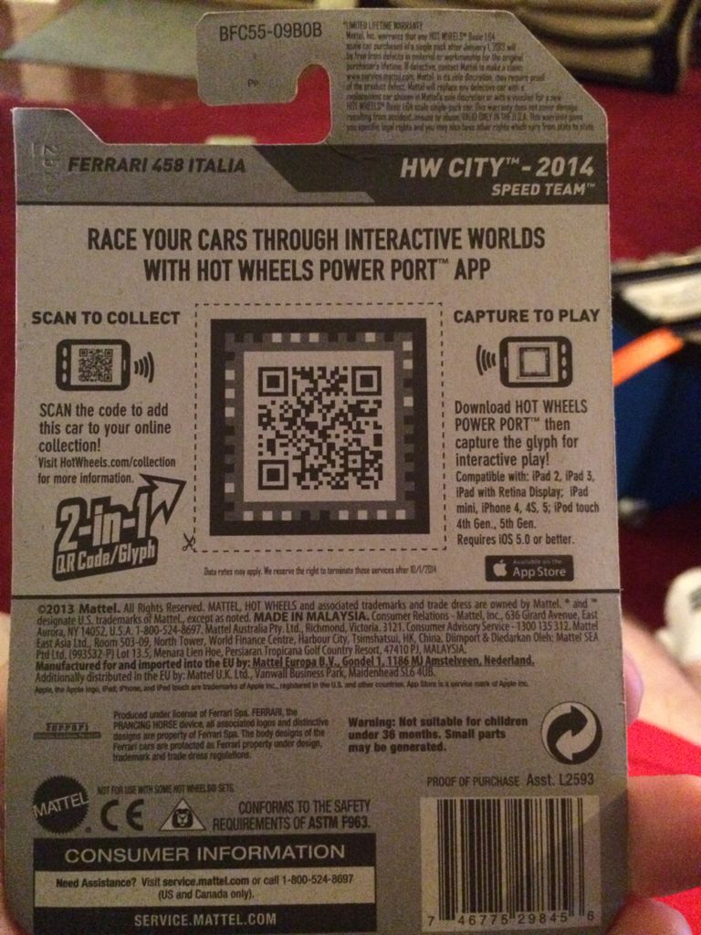 Ferrari 458 Italia - HW City - 2014 Speed Team toy car collectible - Main Image 2