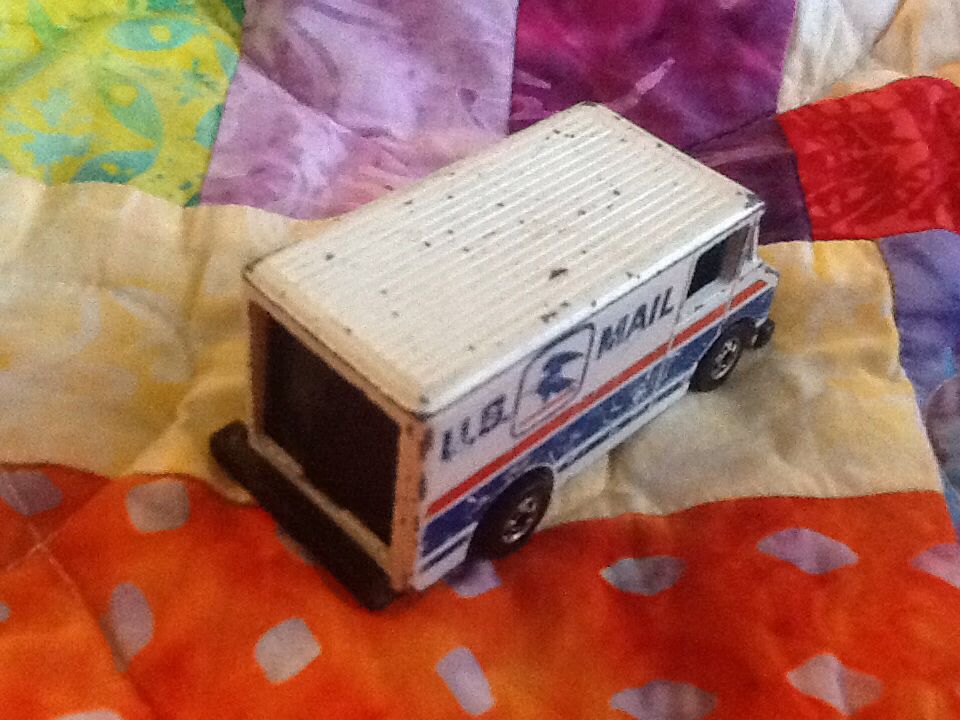 Letter Getter - Sceen Machines toy car collectible - Main Image 2