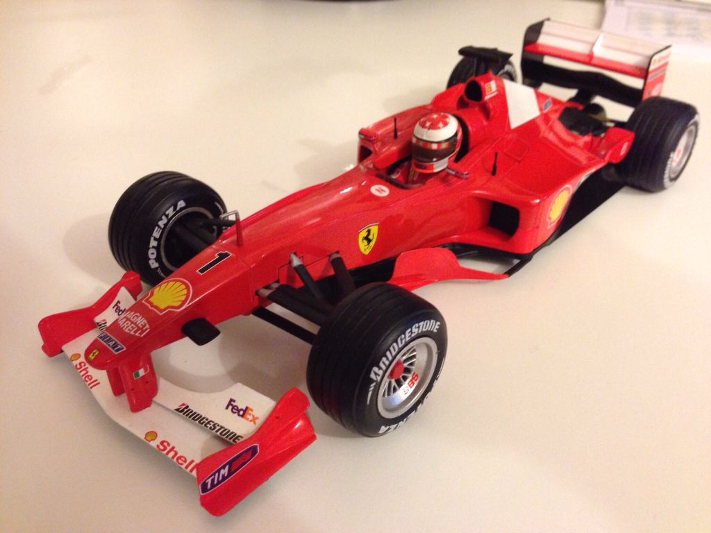 F2000 - No.1 Michael Schumacher - Hotwheels Racing toy car collectible - Main Image 1