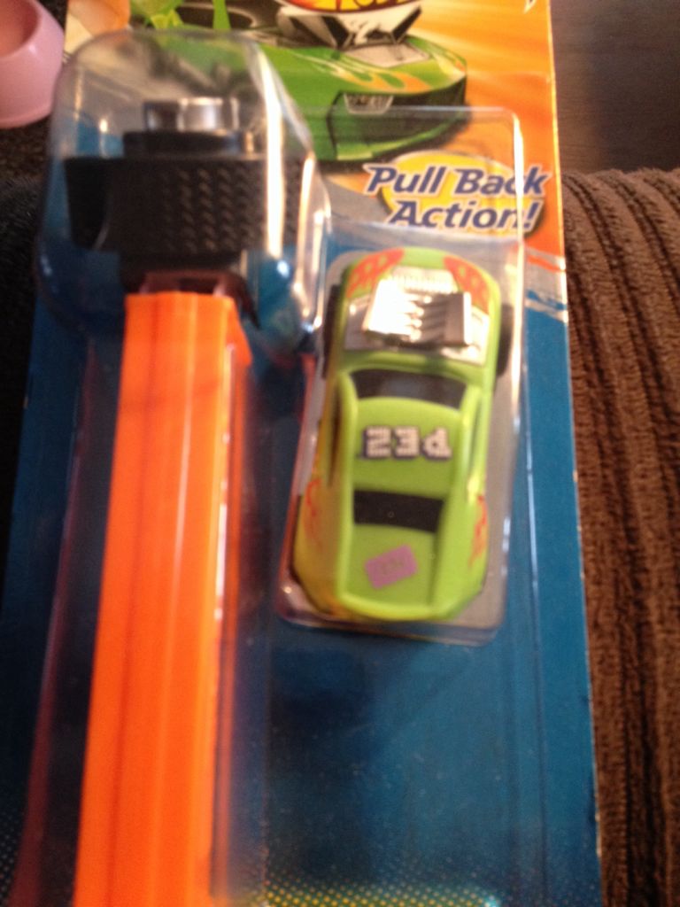 PEZ - PEZ Pull And Go toy car collectible - Main Image 1