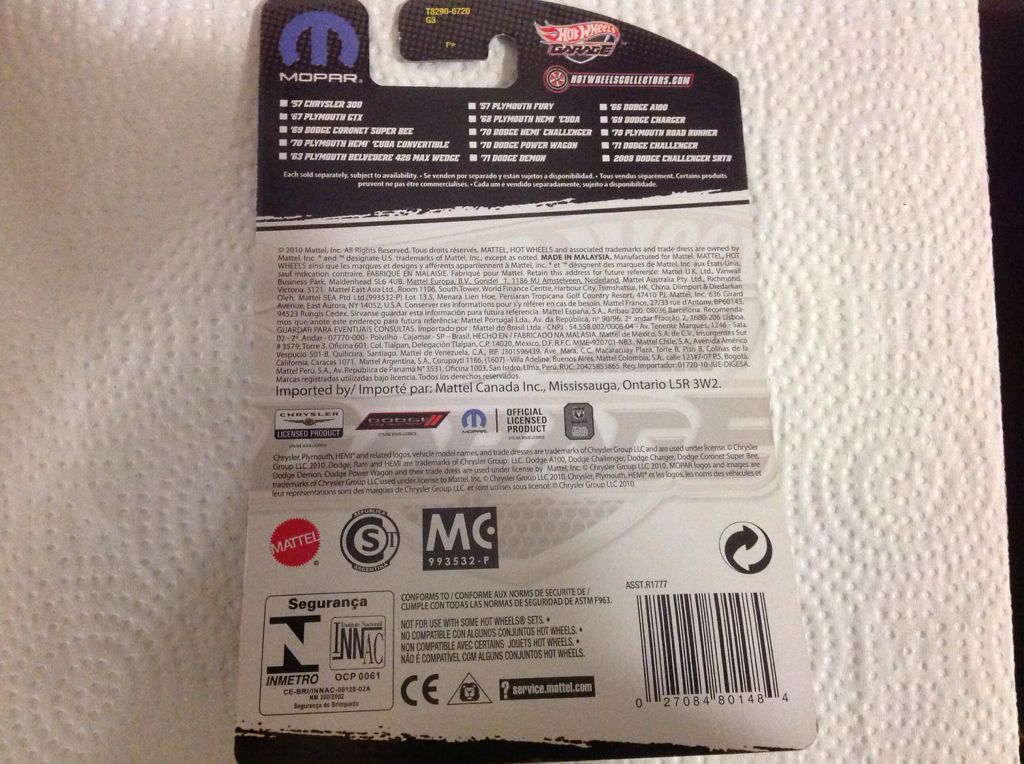 ‘57 Plymouth Fury - Hot Wheels Garage toy car collectible - Main Image 2