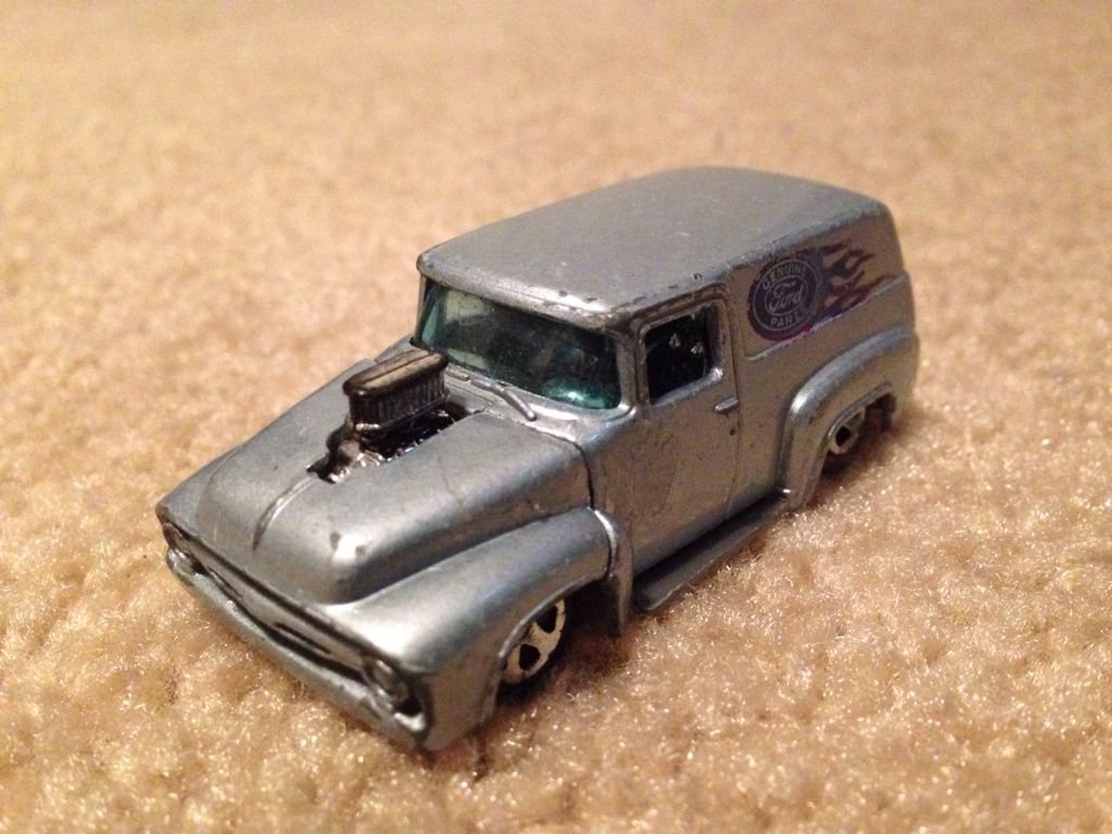 Matchbox 2012 Ford Explorer