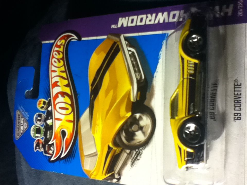 69 Corvette  toy car collectible - Main Image 1