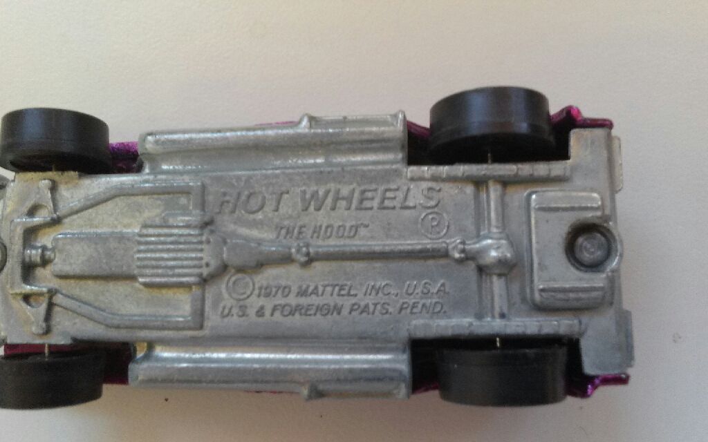 Hood  toy car collectible - Main Image 2