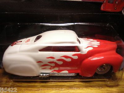 Jiffy Lube Tail Dragger - Jiffy Lube toy car collectible - Main Image 2