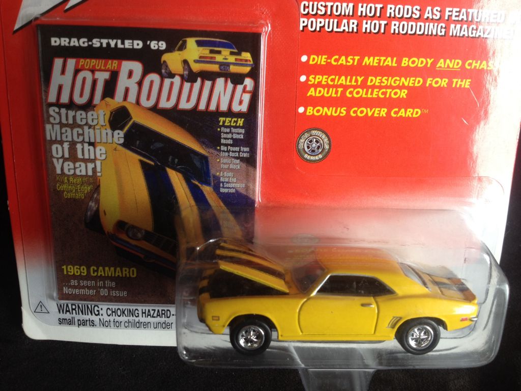 ’69 Camaro - Johnny Lightning Popular Hot Rodding toy car collectible - Main Image 2