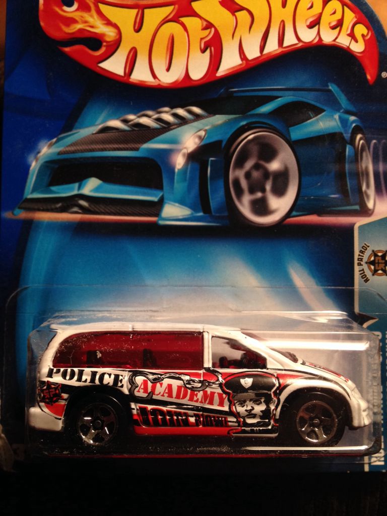 Dodge Caravan - Roll Patrol toy car collectible - Main Image 1